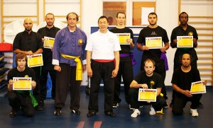 Sifu Albert CHEW et Sifu Eric NIEL ont remis les attestations de niveau lors du stage Du 17 au 23 novembre 2012.