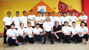 Grand Maître Nguyen Ngoc Noi, Sifu Eric Niel et les instructeurs de l'école Vietnam Vinh Xuan Noi Gia Quyen